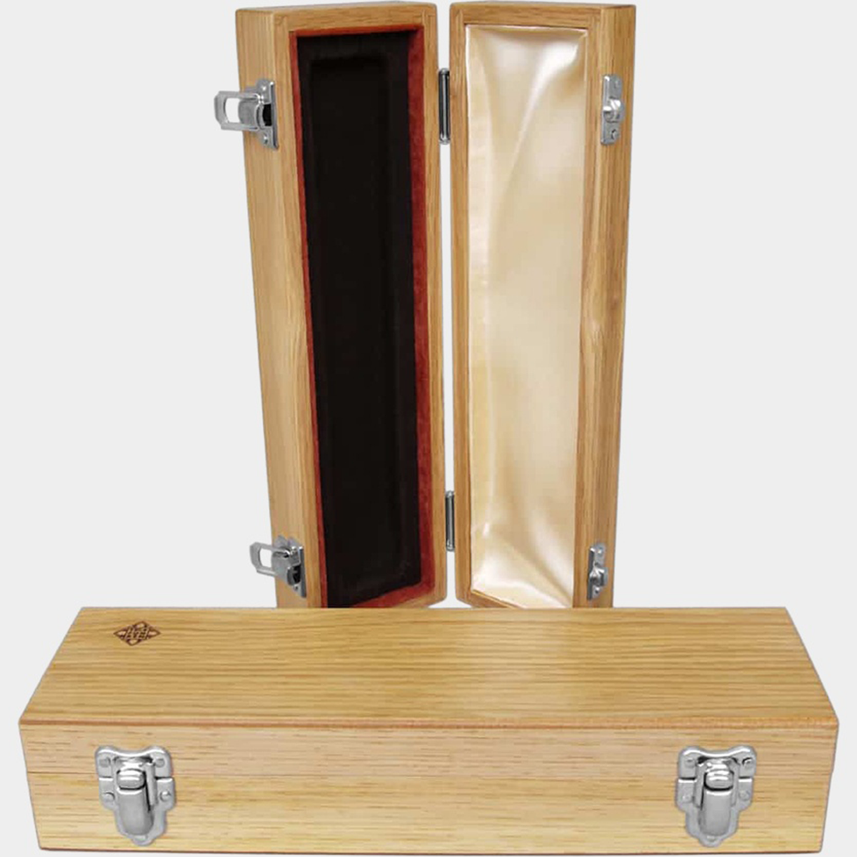 Telefunken WB10 Wooden Mic Box, part WBOX-003-UPH — open and closed views of one box